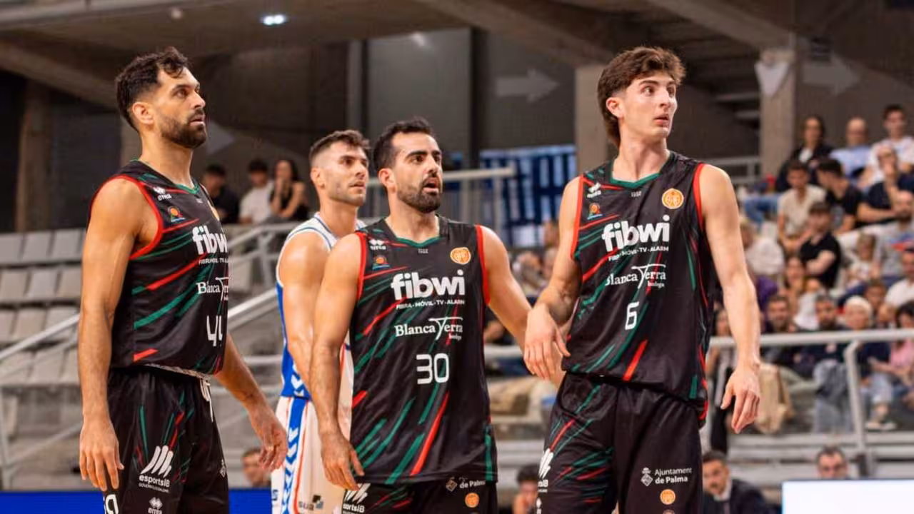 Brian Vázquez, Jorge Martínez y Juan Bocca