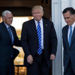 Trump se reúne con su rival Mitt Romney
