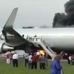 Un incendio en un avión deja al menos 20 heridos en Chicago