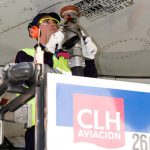 El servicio de combustible del aeropuerto se reduce a la mitad