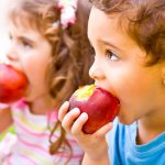 El 30% de los niños en Baleares no comen fruta fresca a diario