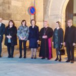 La Reina Sofía visita la exposición por el 700 aniversario de la muerte de Ramon Llull en Palma