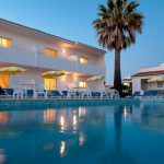 Las pernotaciones en apartamentos turísticos bajan un 79,49% en noviembre en Balears