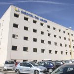 La mujer que se clavó un cuchillo tras ser agredida en Eivissa recibe el alta hospitalaria