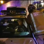 Una persecución policial termina con dos agentes locales heridos y un conductor detenido