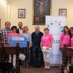 El Ajuntament de Alcúdia y Ironman entregan 1.400 euros a la ONG ‘Un somriure per Txernòbil’