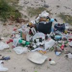 La noche de San Juan deja 22 toneladas de basura en playas y paseos de Palma