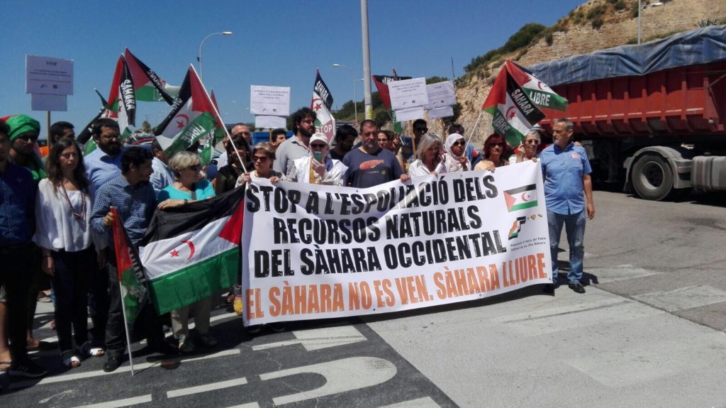 Protesta arena Sáhara puerto de Palma