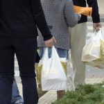 Neus Truyol: "Falta voluntariedad para eliminar las bolsas de plástico"