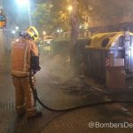 Los Bomberos de Palma sofocan un incendio en un local de Palma
