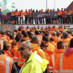 Huelga encubierta de los estibadores para colapsar los puertos