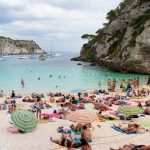 Las patronales hoteleras de Menorca y las Pitiusas denuncian que les dejaron al margen en el convenio de hostelería