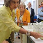La Reina Sofía visitó los laboratorio de Lipopharma