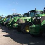 Los payeses y cazadores preparan los tractores y cosechadoras contra las ZEPAS