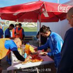 Ziege invita a la plantilla a una merienda al cumplir su aniversario