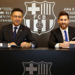 Messi firma hasta 2021 y con una cláusula de 700 millones de euros