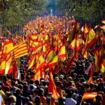 Protesta multitudinaria en Barcelona para clamar contra la independencia