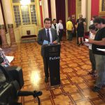 Enfrentamiento en el Parlament entre PP y MÉS per Mallorca