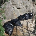 El Govern retira los residuos acumulados en el torrent de Pareis de forma subsidiaria