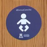 Eivissa promueve la igualdad de sexos instalando cambiadores para bebés