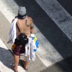 Otro vídeo de vergüenza: turista con los pantalones bajados en Platja de Palma