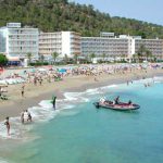 El alcalde de Sant Joan reconoce "cierto miedo" ante la apertura de hoteles de lujo en su municipio