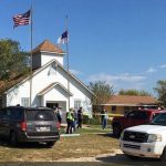 Al menos 27 muertos en un tiroteo en una iglesia de Texas