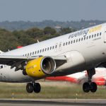 Vueling investiga la expulsión de dos pasajeras de un vuelo a Menorca