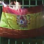 Arran difunde un vídeo quemando una bandera española durante la Diada de Mallorca