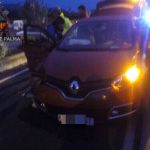 Los Bomberos de Palma rescatan a una mujer atrapada en su vehículo tras un accidente