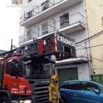 Los Bombers de Palma sofocan un incendio originado en una nevera de un edificio abandonado