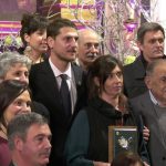 Campos entrega la 'Flor de Taparera'