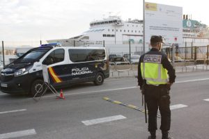 Policía Nacional controles puertos y aeropuertos