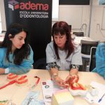 Futuros alumnos universitarios “se entrenan” para ser dentistas y conocen los valores de la formación de la Escuela Universitaria de Odontología ADEMA