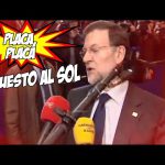 Greenpeace parodia la gestión energética del Gobierno de Rajoy
