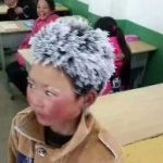 La conmovedora historia de un niño que llega cada día congelado al colegio