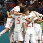 España busca los cuartos de final y su mejor fútbol ante la anfitriona