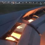 El avión de Arabia Saudí se enciende en pleno vuelo