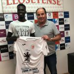 El CD Llosetense presenta a Libasse como jugador del primer equipo