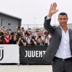 Cristiano Ronaldo pasa reconcimiento médico con la Juventus de Turín
