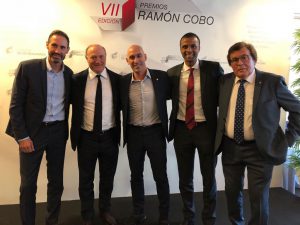 Vicente Moreno recibe el premio Ramon Cobo