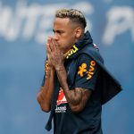 Neymar devuelve la calma Brasil tras entrenar con facilidad