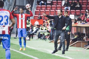 El Sporting de Gijón gana al Eibar