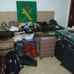 La Guardia Civil expone los objetos recuperados tras la detención de los 'lanzas chilenos'