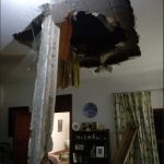Desalojada una familia al derrumbarse el techo de su vivienda por las fuertes lluvias