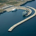Reabren al tráfico marítimo el Puerto de Ciutadella tras permanecer cerrado por el 'cap de fibló'