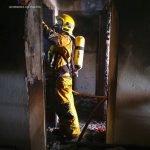 Una mujer de 65 años, en estado leve tras incendiarse su vivienda de un edificio de la calle Blanquerna