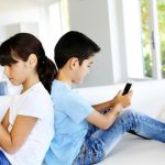 Más de la mitad de los niños de 11 años ya viven enchufados a internet