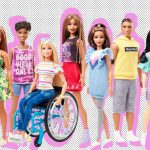 La muñeca Barbie, en silla de ruedas y con prótesis de pierna