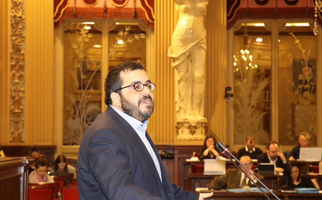 Parlament, Vicenç Vidal